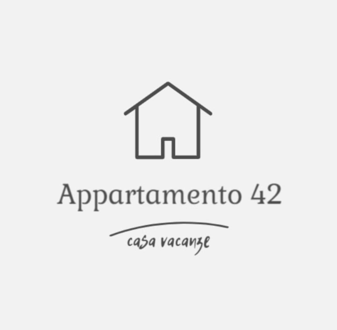 Appartamento 42 Нойкаттаро Екстер'єр фото